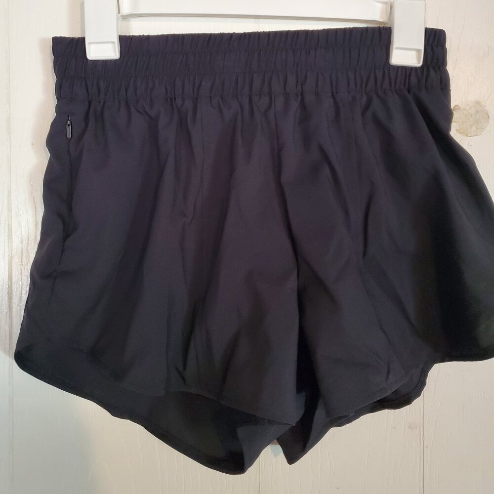Black run shorts with zipper pocket size small womens